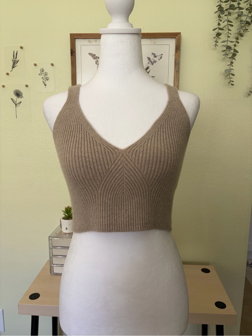 NWT J.Crew Cashmere Blend Ribbed V Neck Sweater Crop Tank Quiet Luxury S